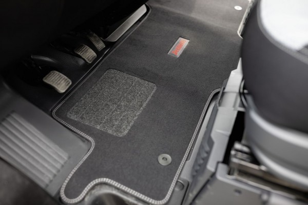 Tapis cabine pour Mercedes